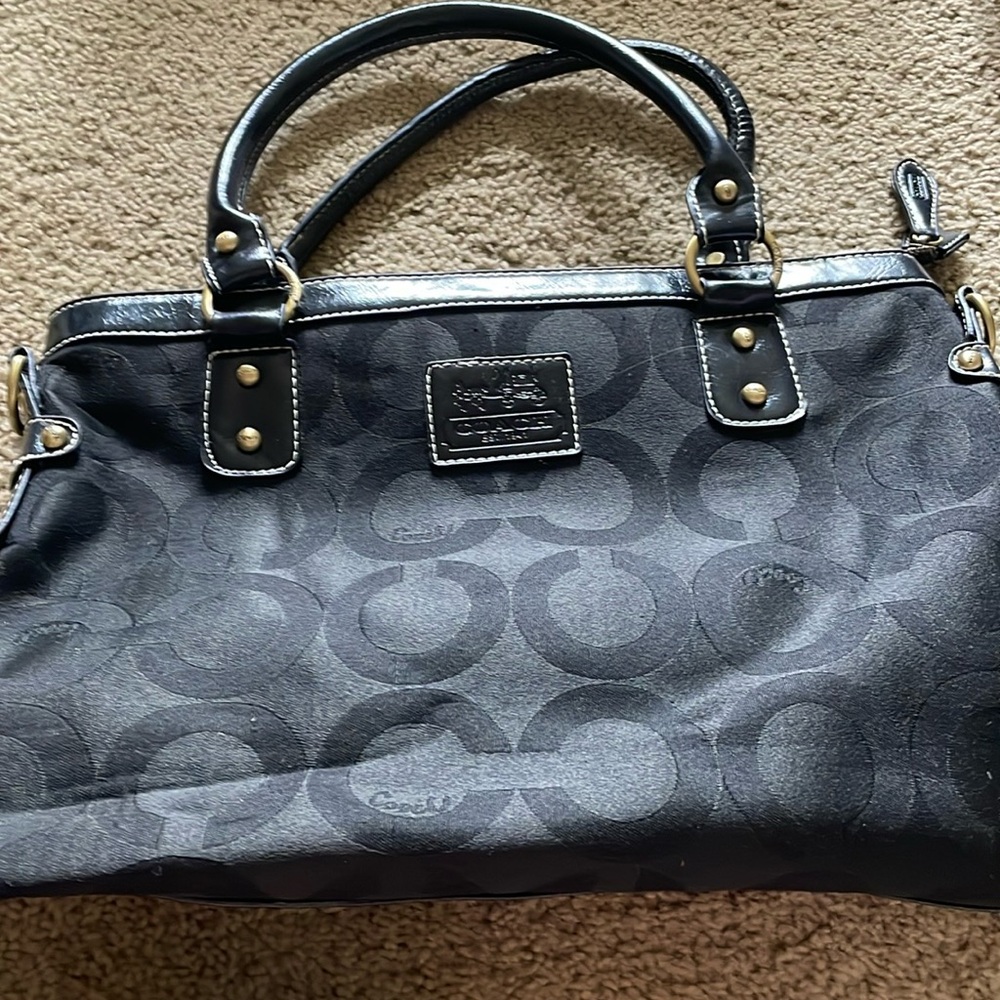 New good condition coach bag that has been in storage